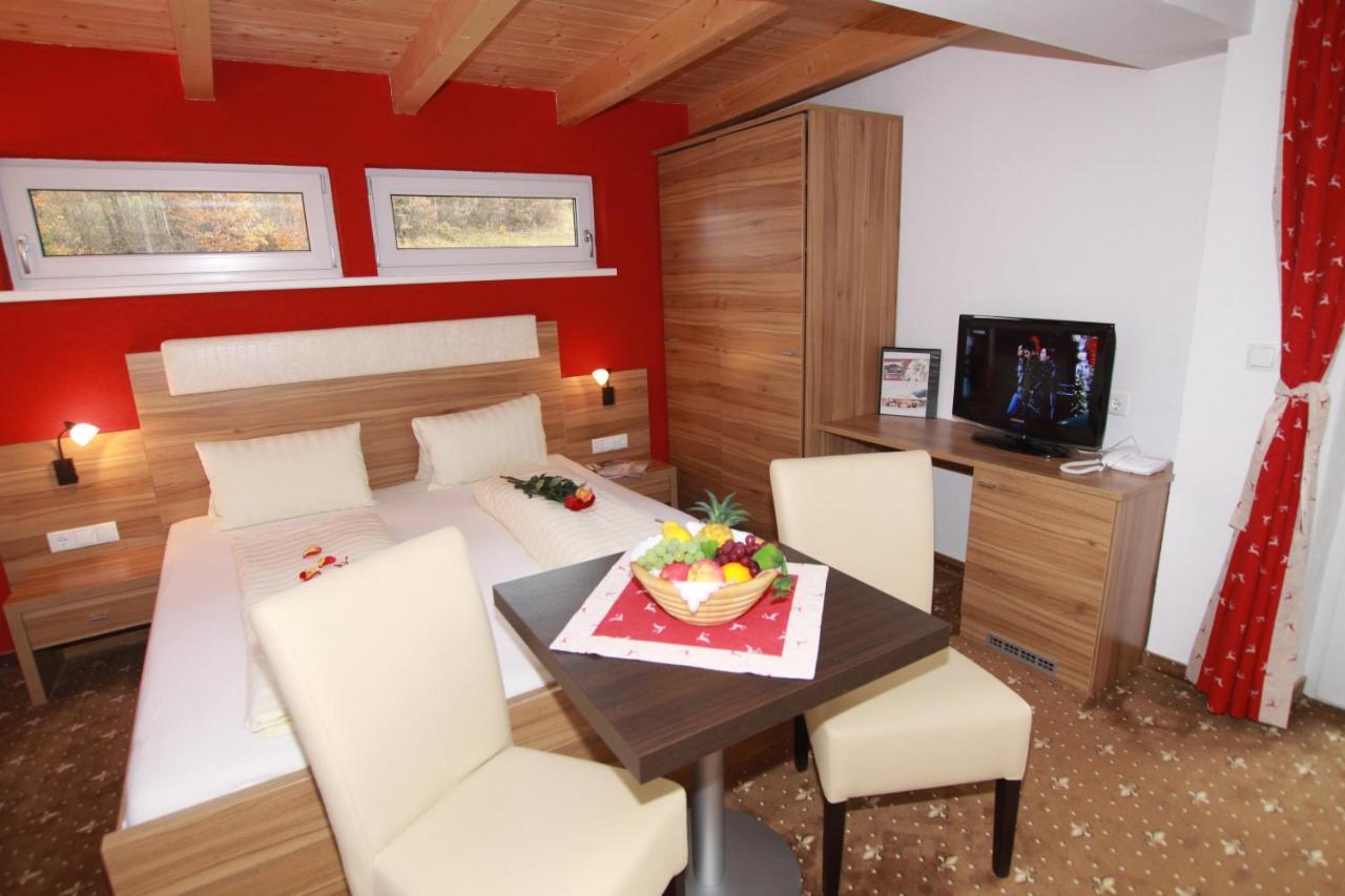 Pension Edelweiss Breitenbach am Inn Екстер'єр фото