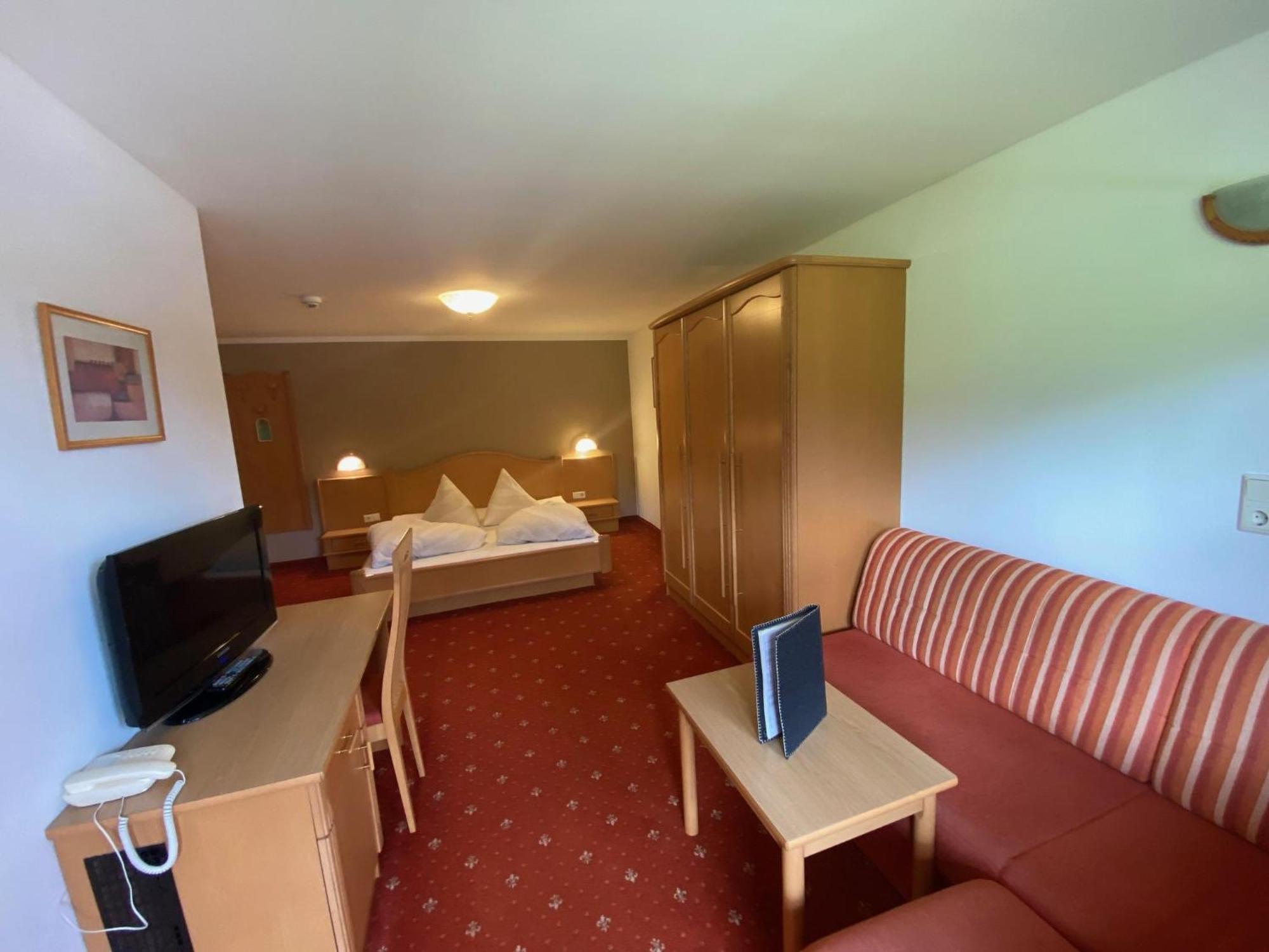 Pension Edelweiss Breitenbach am Inn Екстер'єр фото
