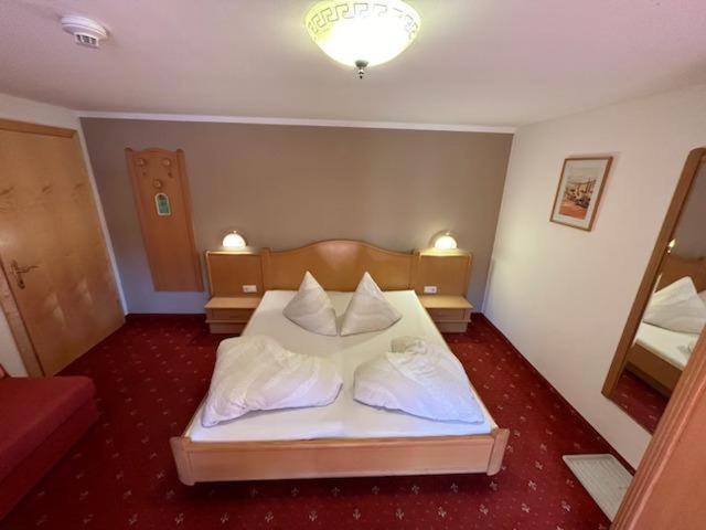 Pension Edelweiss Breitenbach am Inn Екстер'єр фото